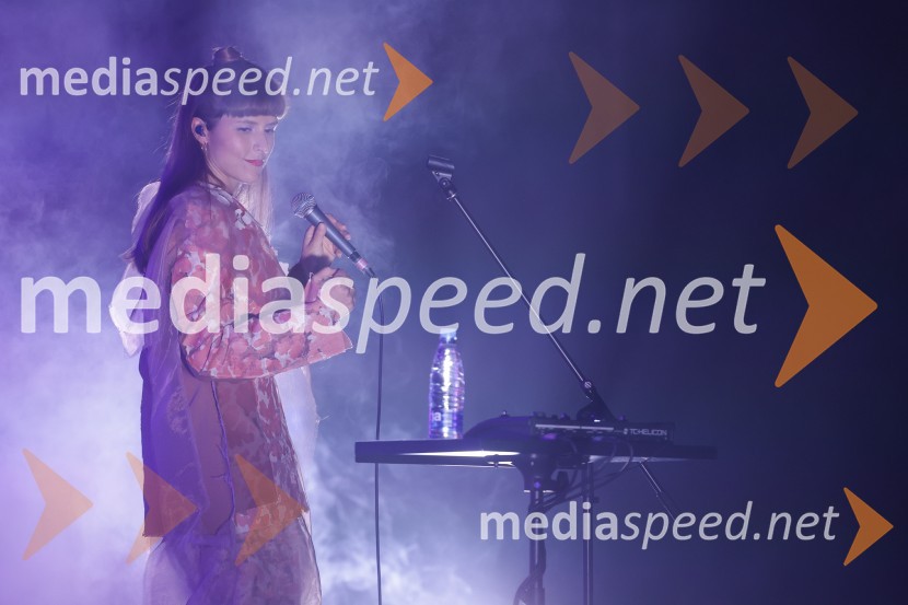  Saša Vipotnik, pevka, AKA NeomiKoncert zasedbe AKA Neomi v Kino Šiška