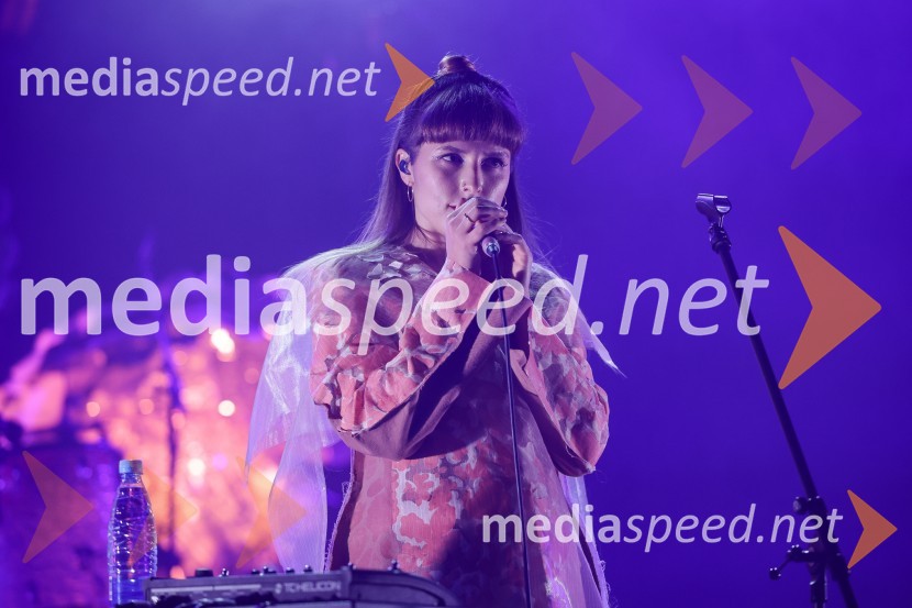  Saša Vipotnik, pevka, AKA NeomiKoncert zasedbe AKA Neomi v Kino Šiška