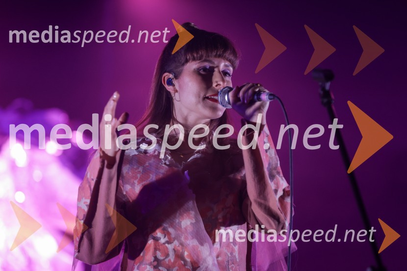  Saša Vipotnik, pevka, AKA NeomiKoncert zasedbe AKA Neomi v Kino Šiška