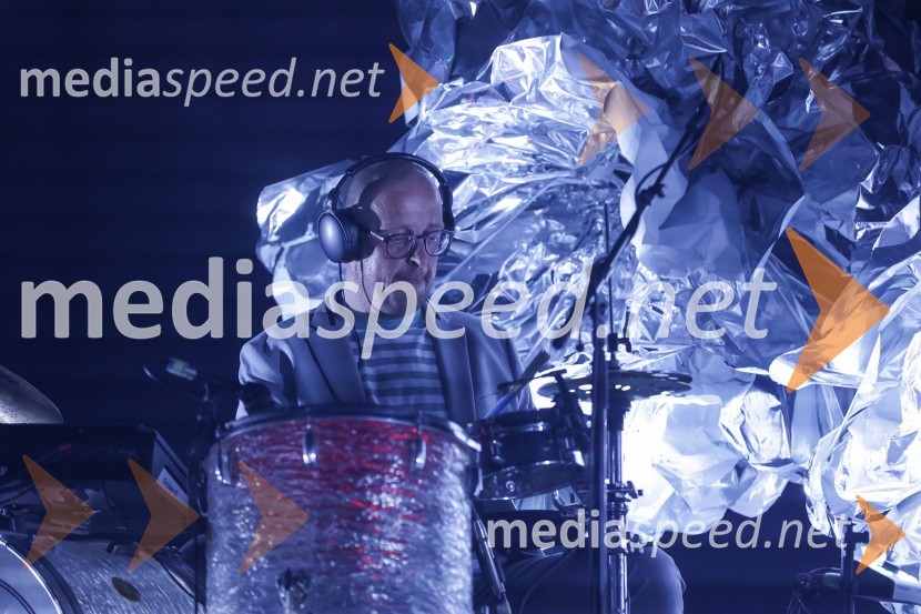 Koncert zasedbe AKA Neomi v Kino Šiška