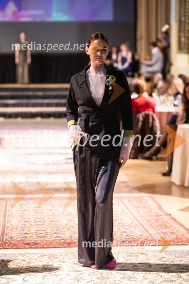 Modna revija oblikovalcev zadruge Zoofa, Kdo kroji prihodnost