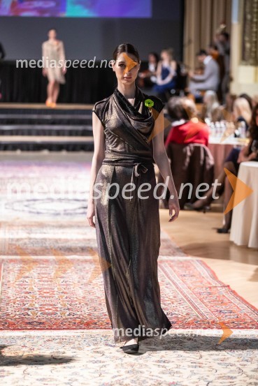  Ana Čikovič, modelModna revija oblikovalcev zadruge Zoofa, Kdo kroji prihodnost