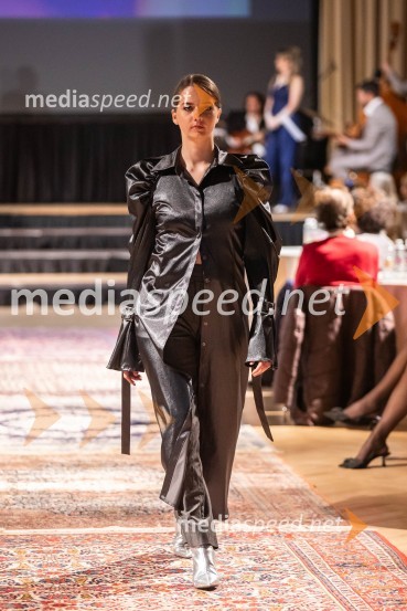 Modna revija oblikovalcev zadruge Zoofa, Kdo kroji prihodnost