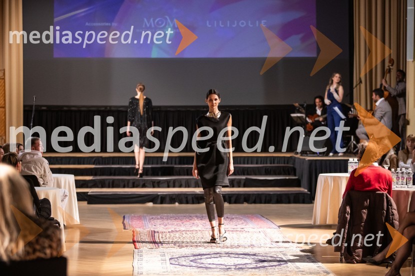  Prisha Alfirev Justinek, manekenkaModna revija oblikovalcev zadruge Zoofa, Kdo kroji prihodnost