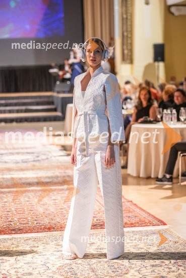 Modna revija oblikovalcev zadruge Zoofa, Kdo kroji prihodnost