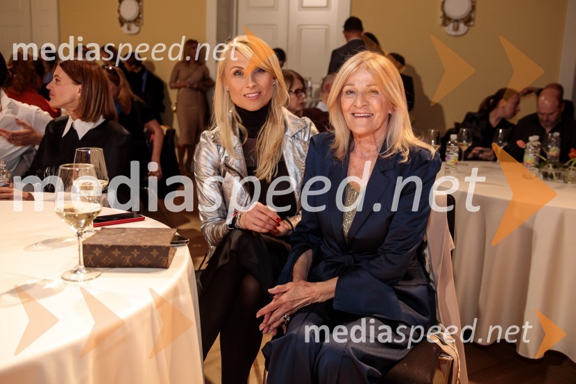  Vesna Jankovič;  Mija Janković, soproga Zorana JankovićaModna revija oblikovalcev zadruge Zoofa, Kdo kroji prihodnost