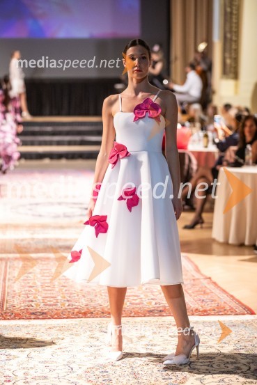 Modna revija oblikovalcev zadruge Zoofa, Kdo kroji prihodnost