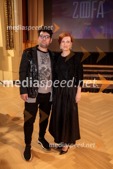  ... ; dr. Asta Vrečko, ministrica za kulturoModna revija oblikovalcev zadruge Zoofa, Kdo kroji prihodnost