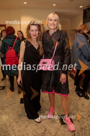  Simona Kogovšek, modna oblikovalka;  Irena Pavčič, IPPR, agencija za komuniciranjeModna revija oblikovalcev zadruge Zoofa, Kdo kroji prihodnost