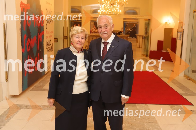  Alojzija Čas Moge;  Rudolf Moge, nekdanji politikPrizori iz zakonskega življenja, premiera drame SNG Maribor