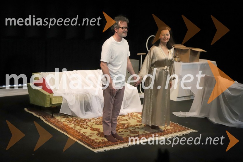  Vojko Belšak, igralec;  Ksenija Mišič, igralkaPrizori iz zakonskega življenja, premiera drame SNG Maribor