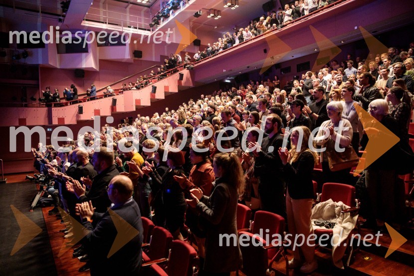 Raiven s koncertom v Cankarjevem domu obeležila 10 let delovanja