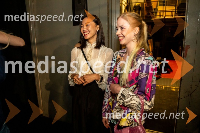  Marin Ino, balerina;  ... Raiven s koncertom v Cankarjevem domu obeležila 10 let delovanja