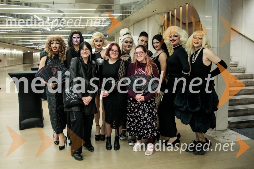 Raiven s koncertom v Cankarjevem domu obeležila 10 let delovanja