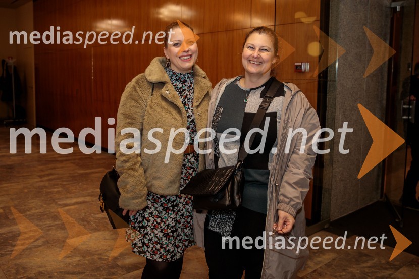 Premiera drame Teci, Maša, teci v MGL