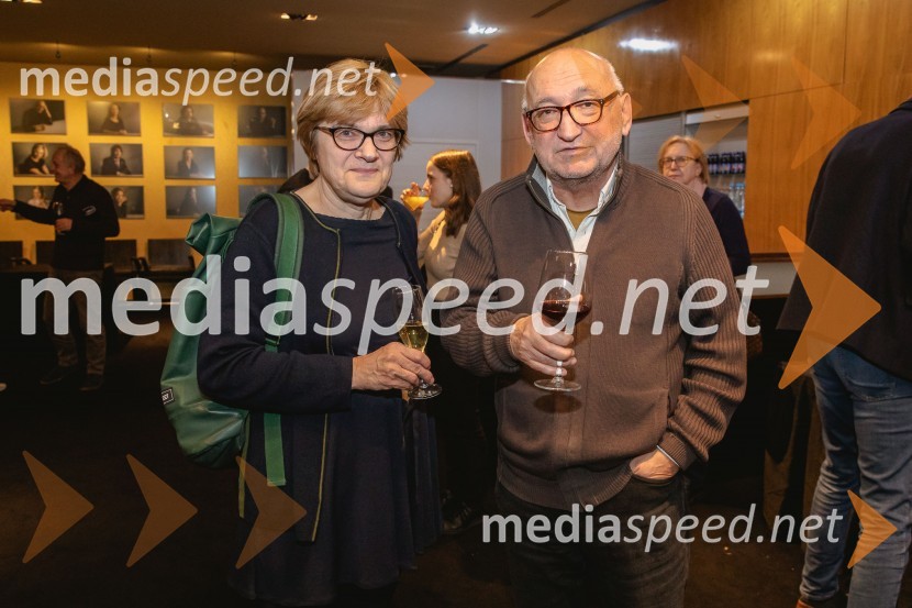 Premiera drame Teci, Maša, teci v MGL