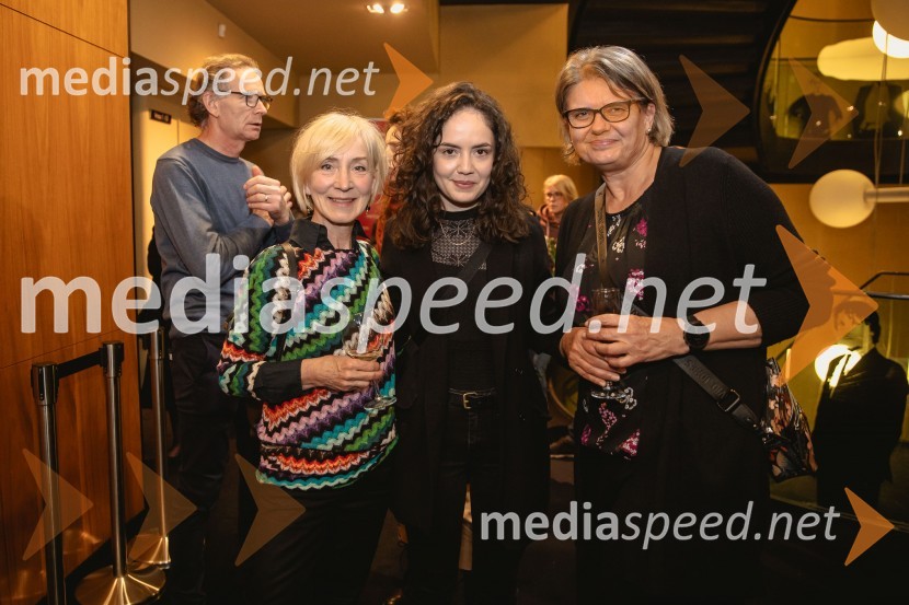  ... ;  Lara Wolf Završnik, igralka;  ... Premiera drame Teci, Maša, teci v MGL