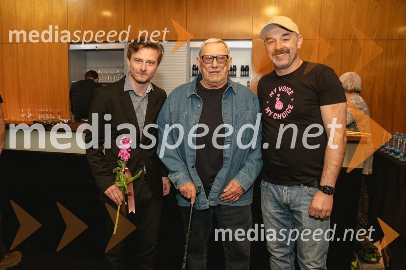  Jure Rajšp, igralec;  Marko Simčič, igralec;  Gaber K. Trseglav, igralecPremiera drame Teci, Maša, teci v MGL