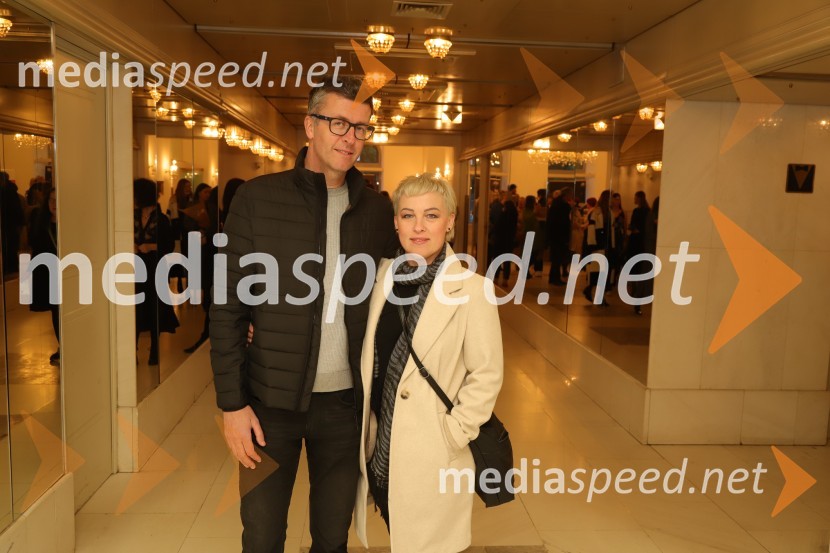  ... ;  Suzana Rengeo, modna oblikovalka in kostumografinjaAmadeus, premiera drame v SNG Maribor