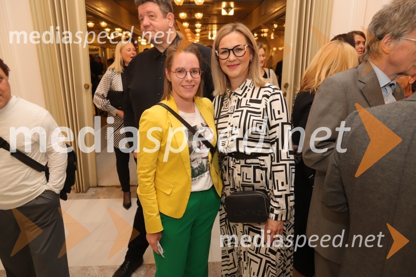  Alenka Špes, upraviteljica ključnih poslov v podjetju A1;  Doroteja Mauko, Zavod za turizem MariborAmadeus, premiera drame v SNG Maribor