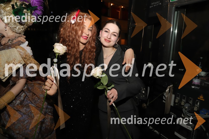  Marita Ćopo, kostumografinja;  Mia Popovska, kostumografinjaAmadeus, premiera drame v SNG Maribor