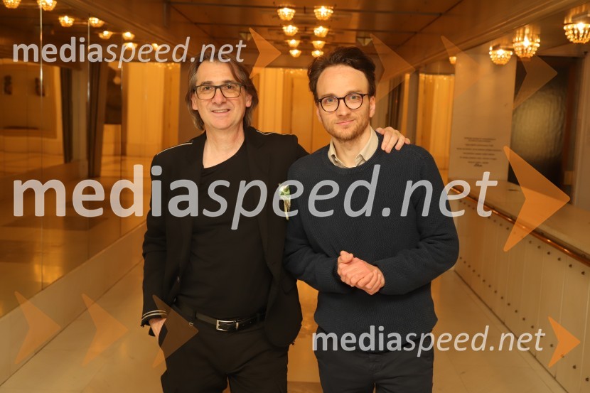  Aleksandar  Popovski, režiser, umetniški direktor Drame SNG Maribor;  Matija Stipanič, igralecAmadeus, premiera drame v SNG Maribor