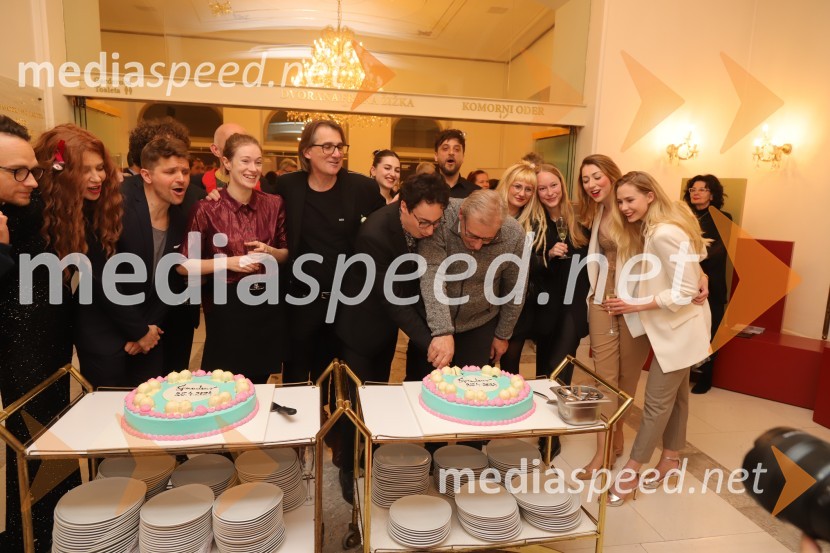  Matija Stipanič, igralec;  Marita Ćopo, kostumografinja;  Matevž Biber, igralec;  Julija Klavžar, igralka;  Aleksandar  Popovski, režiser, umetniški direktor Drame SNG Maribor;  Žan Koprivnik, igralec;  Vanja Magić, scenograf;  Aleš Valič, igralec;  Monika Milas, likovna oblikovalka;  Eva Mlakar Poštrak;  Katarina Barbara Krnjak;  Tina RojkoAmadeus, premiera drame v SNG Maribor