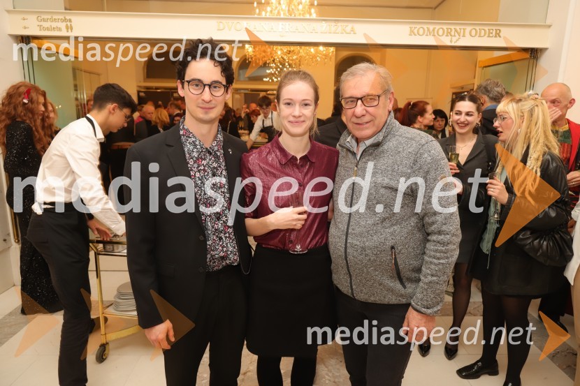  Žan Koprivnik, igralec;  Julija Klavžar, igralka;  Aleš Valič, igralecAmadeus, premiera drame v SNG Maribor