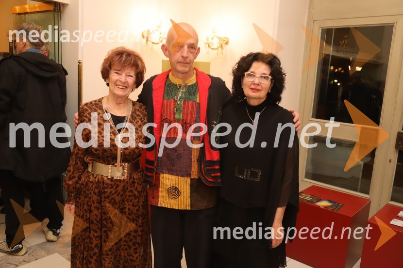  ... ;  Davor Herga, igralec;  ... Amadeus, premiera drame v SNG Maribor