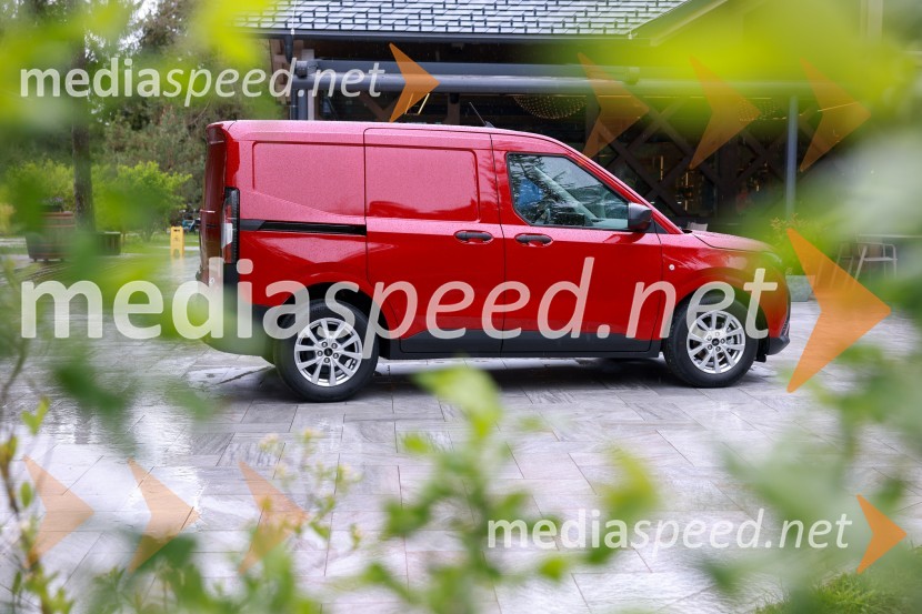 Novi Ford Tourneo in Transit Courier, predstavitev