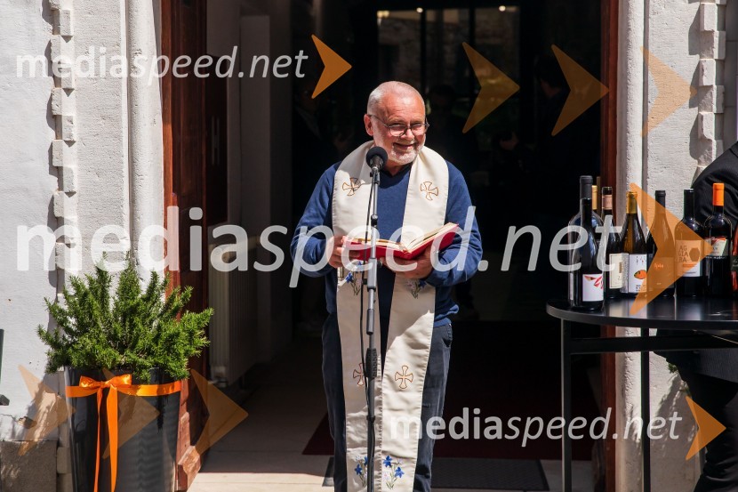  Janez Kobal, duhovnikOrange Wine Festival Izola 2024