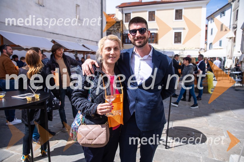  Lili Vodušek, Merit Int.;  Matej Zaro, Zaro winesOrange Wine Festival Izola 2024