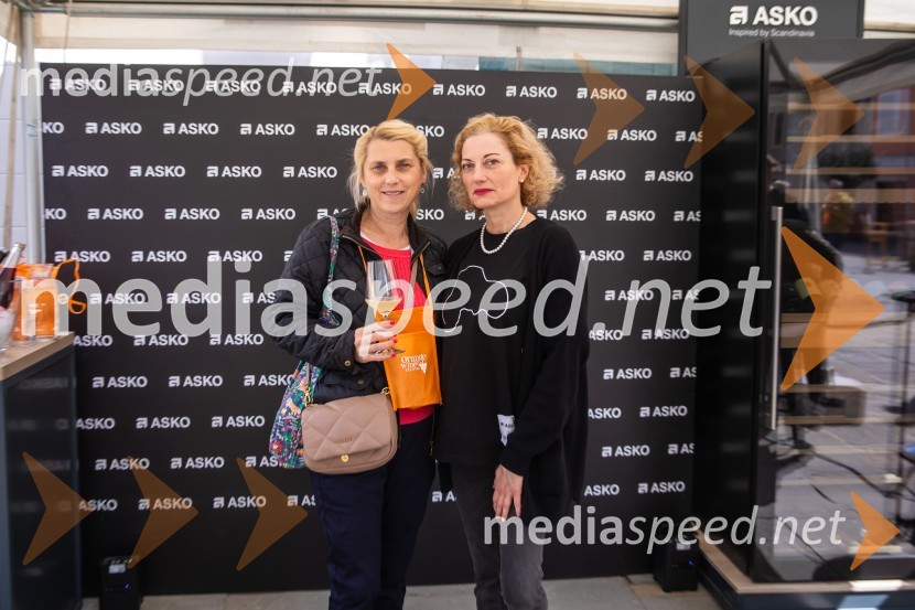  Lili Vodušek, Merit Int.;  Hermina Kovačič, strokovnjakinja za komuniciranjeOrange Wine Festival Izola 2024