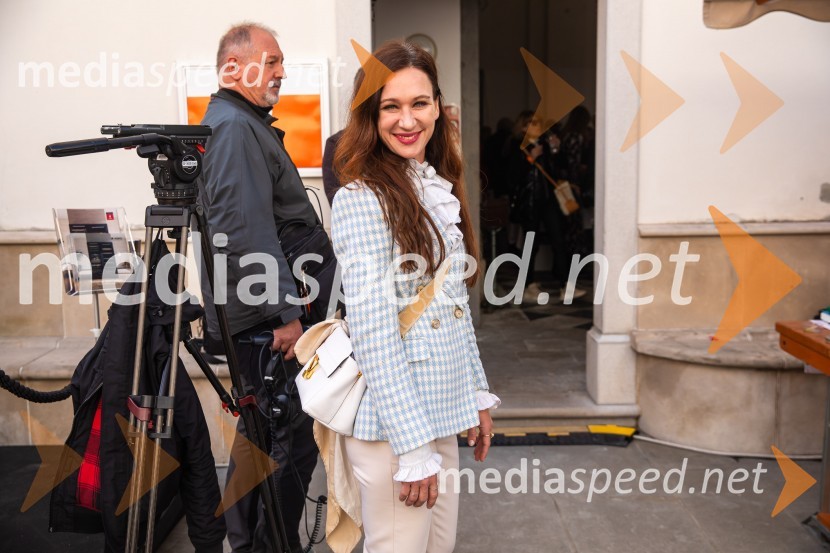  Erter Pust,  novinarka TV Koper CapodistriaOrange Wine Festival Izola 2024