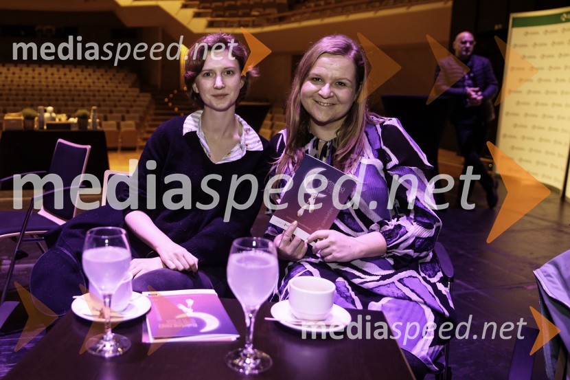  Patricija Fašalek;  Alma Rahne, novinarkaNovinarska konferenca ob 2. mednarodnem festivalu Baletne noči