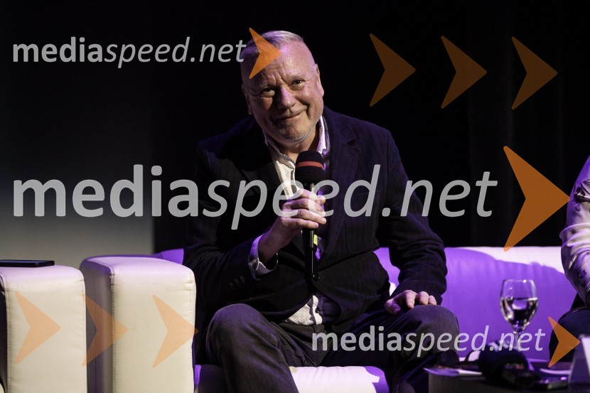  Staš Ravter, direktor SNG Opera in balet LjubljanaNovinarska konferenca ob 2. mednarodnem festivalu Baletne noči