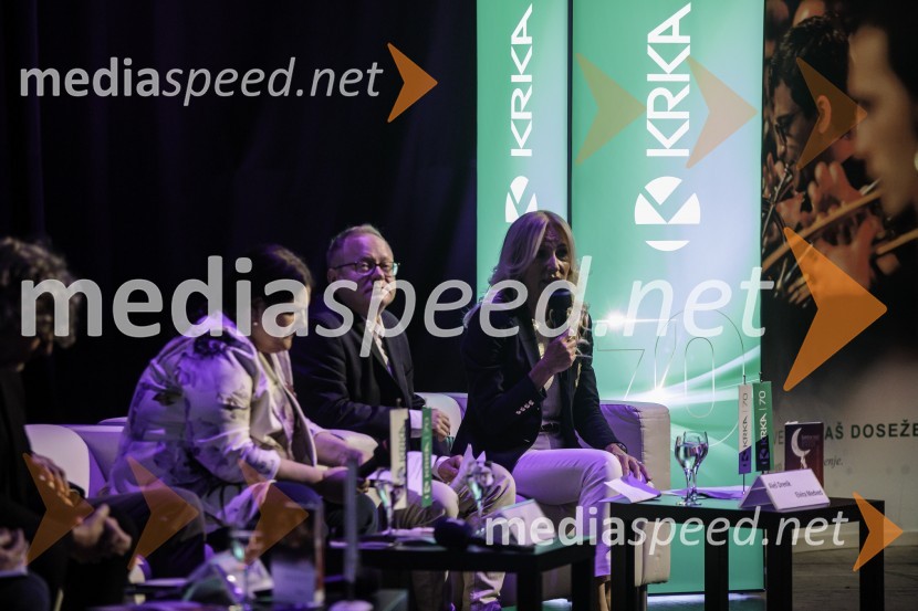  Uršula Cetinski, generalna direktorica, Cankarjev dom; mag. Aleš Drenik, vodja programa resne glasbe, opere in balet, Cankarjev dom;  Elvira Medved,  vodja Službe za odnose z javnostmi Krka d.d.Novinarska konferenca ob 2. mednarodnem festivalu Baletne noči