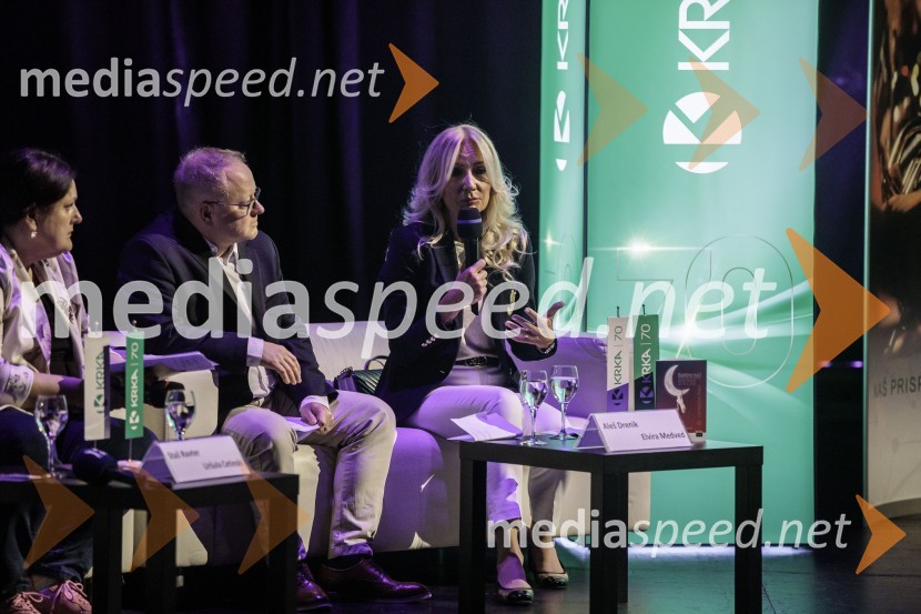 mag. Aleš Drenik, vodja programa resne glasbe, opere in balet, Cankarjev dom;  Elvira Medved,  vodja Službe za odnose z javnostmi Krka d.d.Novinarska konferenca ob 2. mednarodnem festivalu Baletne noči