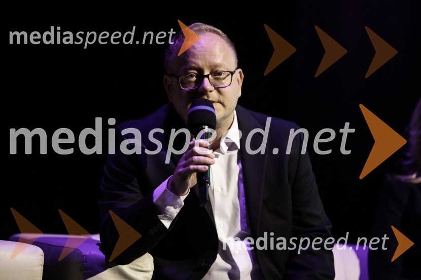 mag. Aleš Drenik, vodja programa resne glasbe, opere in balet, Cankarjev domNovinarska konferenca ob 2. mednarodnem festivalu Baletne noči