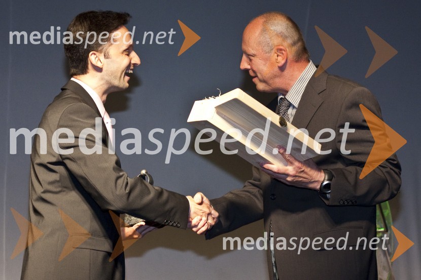 David Jurič, generalni direktor Summit Motors in ...Poslovni avto leta 2009, podelitev priznanj