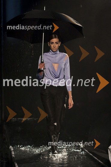 Iza Simčič, manekenkaPredstavitev BMW Z4 Roadster in predpremiera BMW Series 5 Gran Turismo