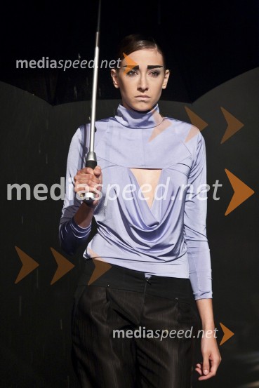 Iza Simčič, manekenkaPredstavitev BMW Z4 Roadster in predpremiera BMW Series 5 Gran Turismo