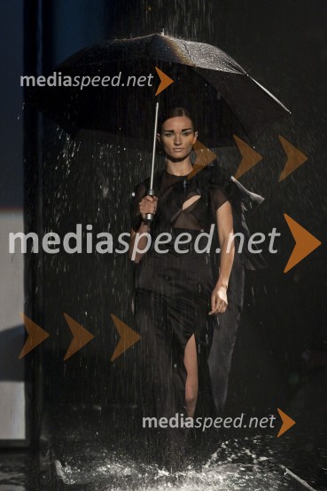 Jana Koteska, manekenkaPredstavitev BMW Z4 Roadster in predpremiera BMW Series 5 Gran Turismo