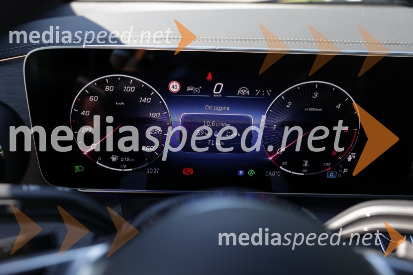 Mercedes-Benz novi razred V, slovenska predstavitev