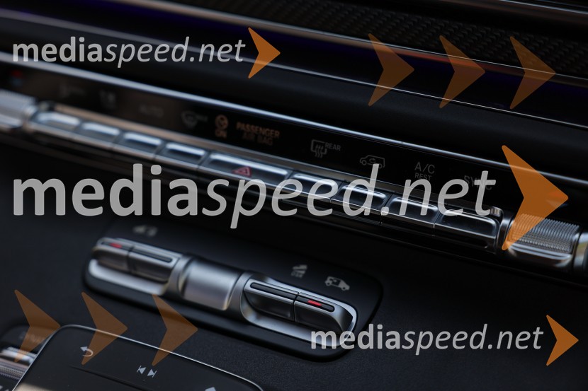 Mercedes-Benz novi razred V, slovenska predstavitev