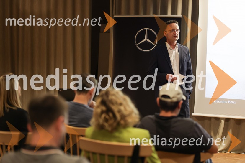 Mercedes-Benz novi razred V, slovenska predstavitev