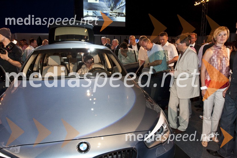 Predpremierna predstavitev novega BMW Series 5 Gran TurismoPredstavitev BMW Z4 Roadster in predpremiera BMW Series 5 Gran Turismo