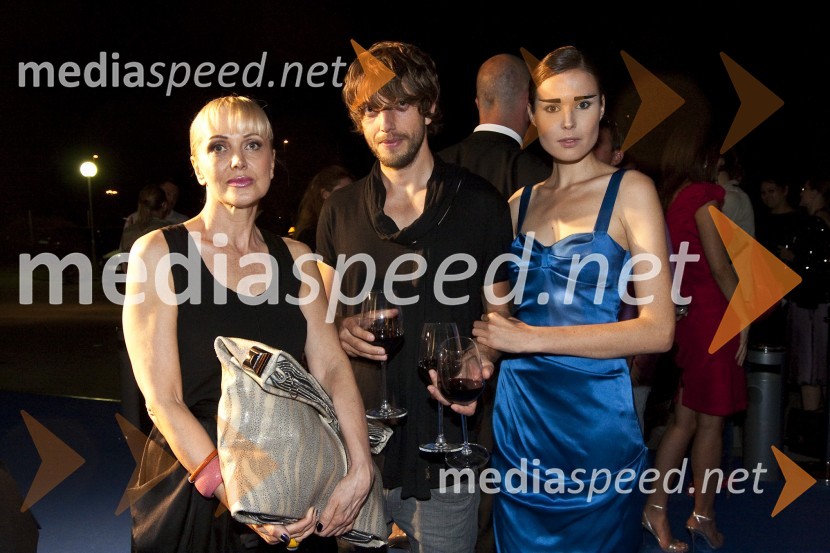 Barbara Žnidar, Modna Jana, Aljoša Bagola, kreativni direktor agencije Pristop in Barbra Petarka, manekenkaPredstavitev BMW Z4 Roadster in predpremiera BMW Series 5 Gran Turismo