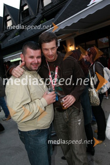 Daniel Praštalo, telesni stražar in Jurij Bradač, manekenRadio City, koncert 2009