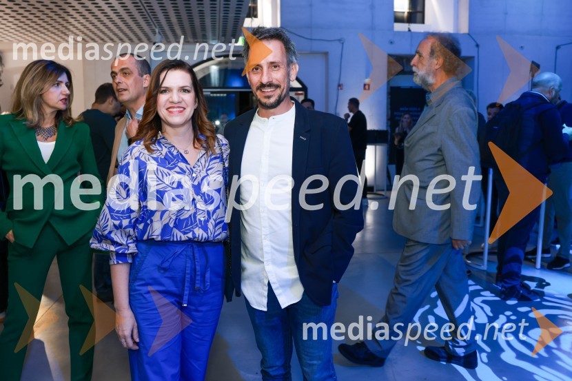 Janja Garnbret vozi Lexus LBX